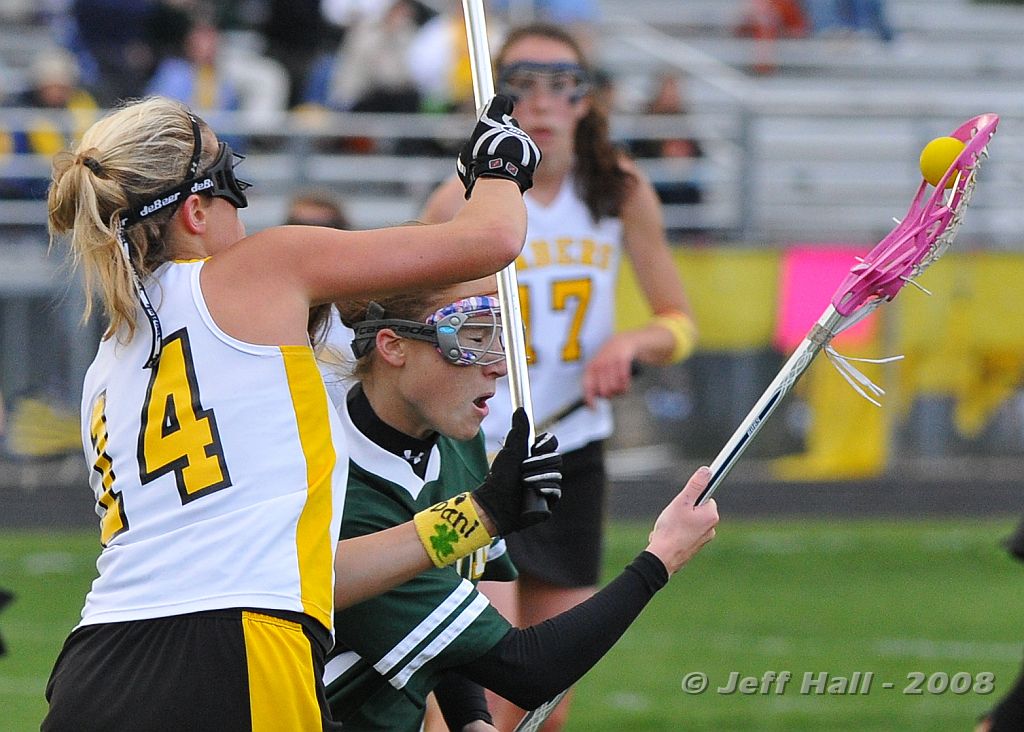 JLH_1053.JPG - Danielle Pelletier of the Sabers goes on defense to force a turnover